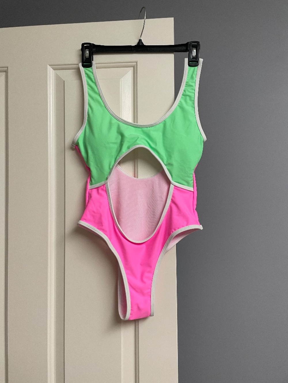 Romwe One Piece Swimsuit Cutout, New, Small, Women